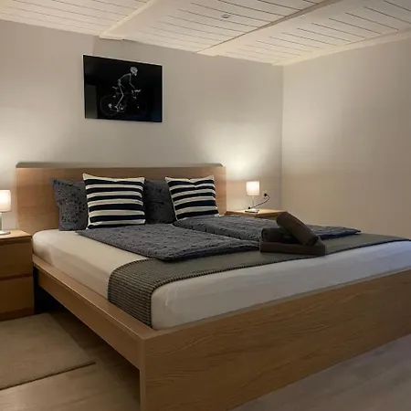 Apartment Lenartz